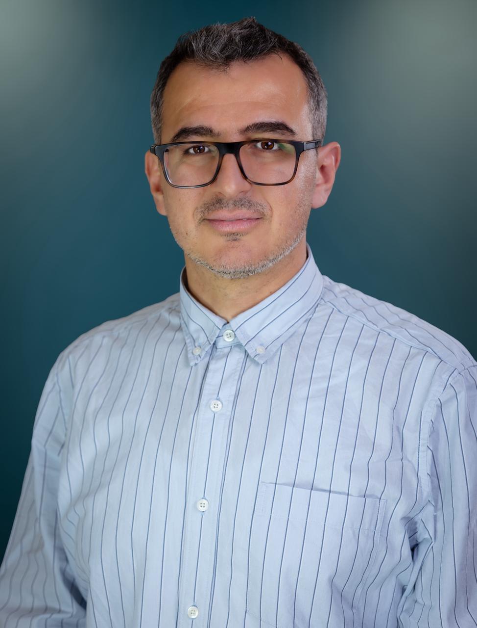 Dr. Elton Qeli